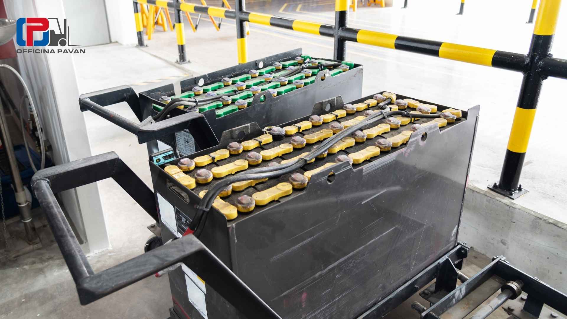 Verifica del livello di carica delle batterie del muletto